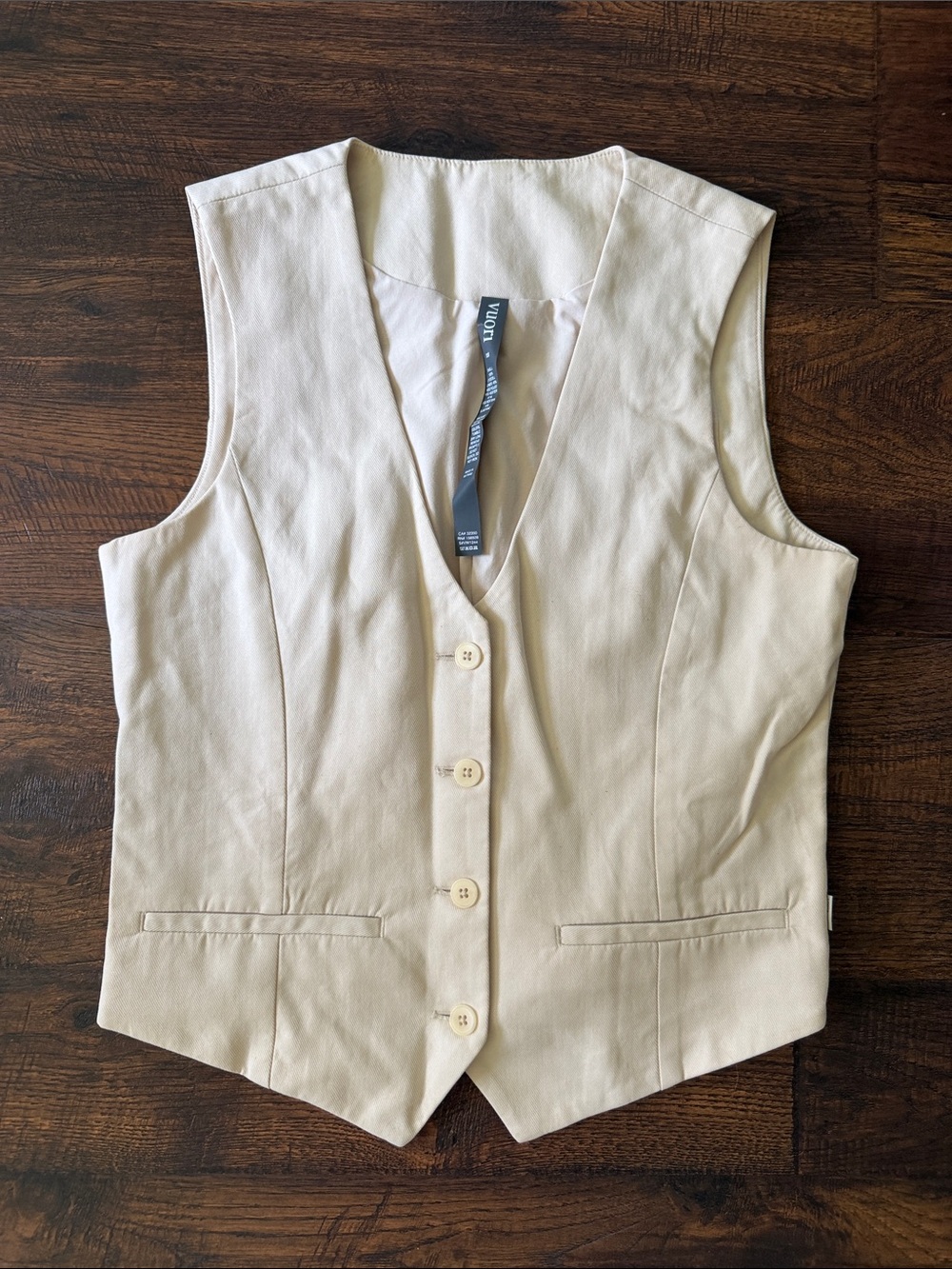 Vuori Women's Light Cream Button-Front Vest